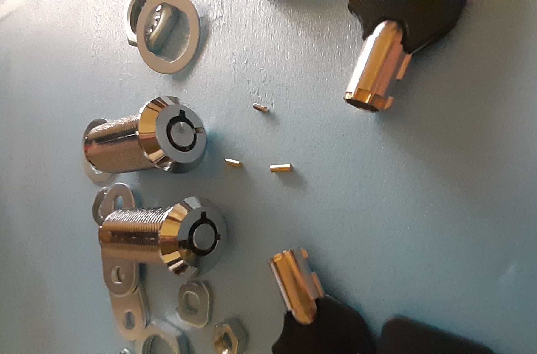 {static}/images/2024/2024-02-18-locks.jpg